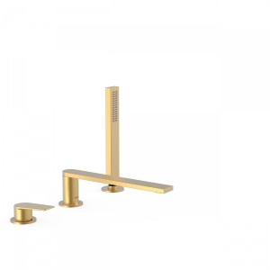 Mitigeur bain d’étagère 
avec douchette anticalcaire.
· Débit : 3 bar – 13 l/min  - TRES 21116103OM 