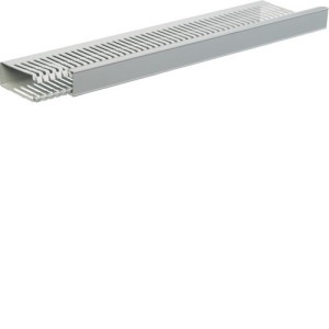 Goulot câblage horiz 30X80 500 - KITS D'EQUIPEMENTS  HAGER UC912 