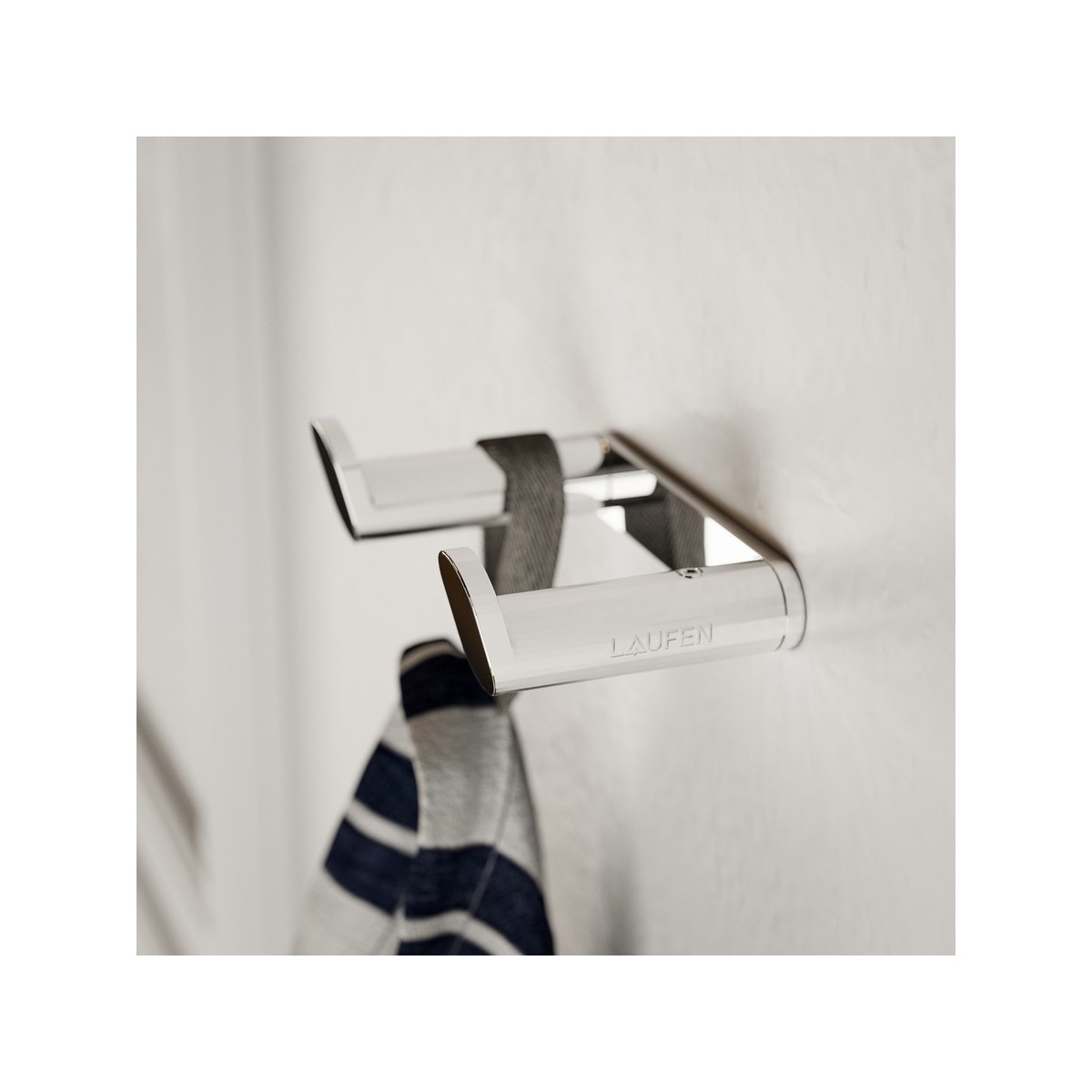 Hali patère double chromée chromé 80x53x22 mm - LAUFEN H3811730040011 