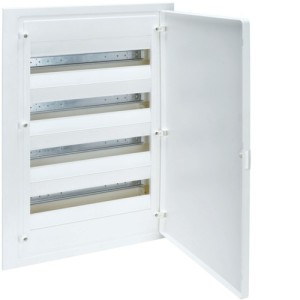 Véga enc. 4R 72M porte opaque - COFFRET DISTRIBUTION  HAGER VF418PR
