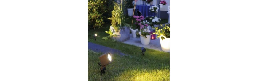 Découvrez nos spots extérieurs au meilleur prix !