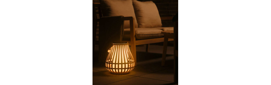 Trouvez le luminaire solaire de vos rêves, au meilleur prix !